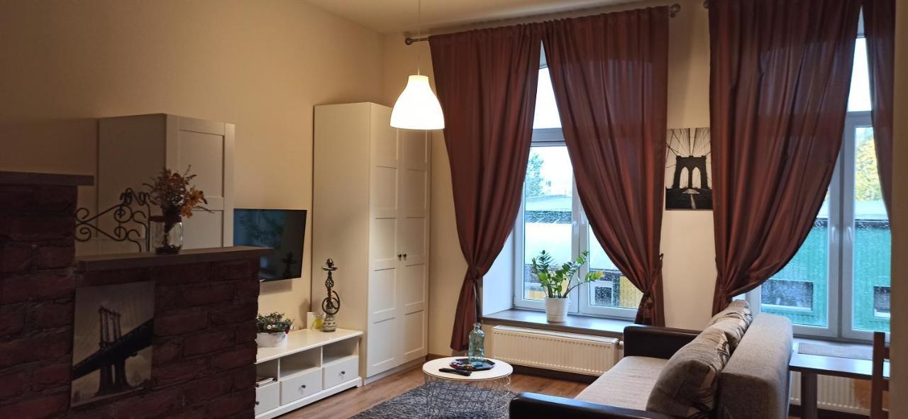 Studio Flat In A Historical XIX C. Building. Kaunas Extérieur photo